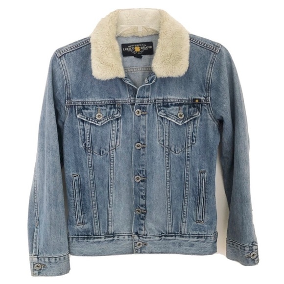 Lucky brand jean jacket, fur in collar - Picture 1 of 3